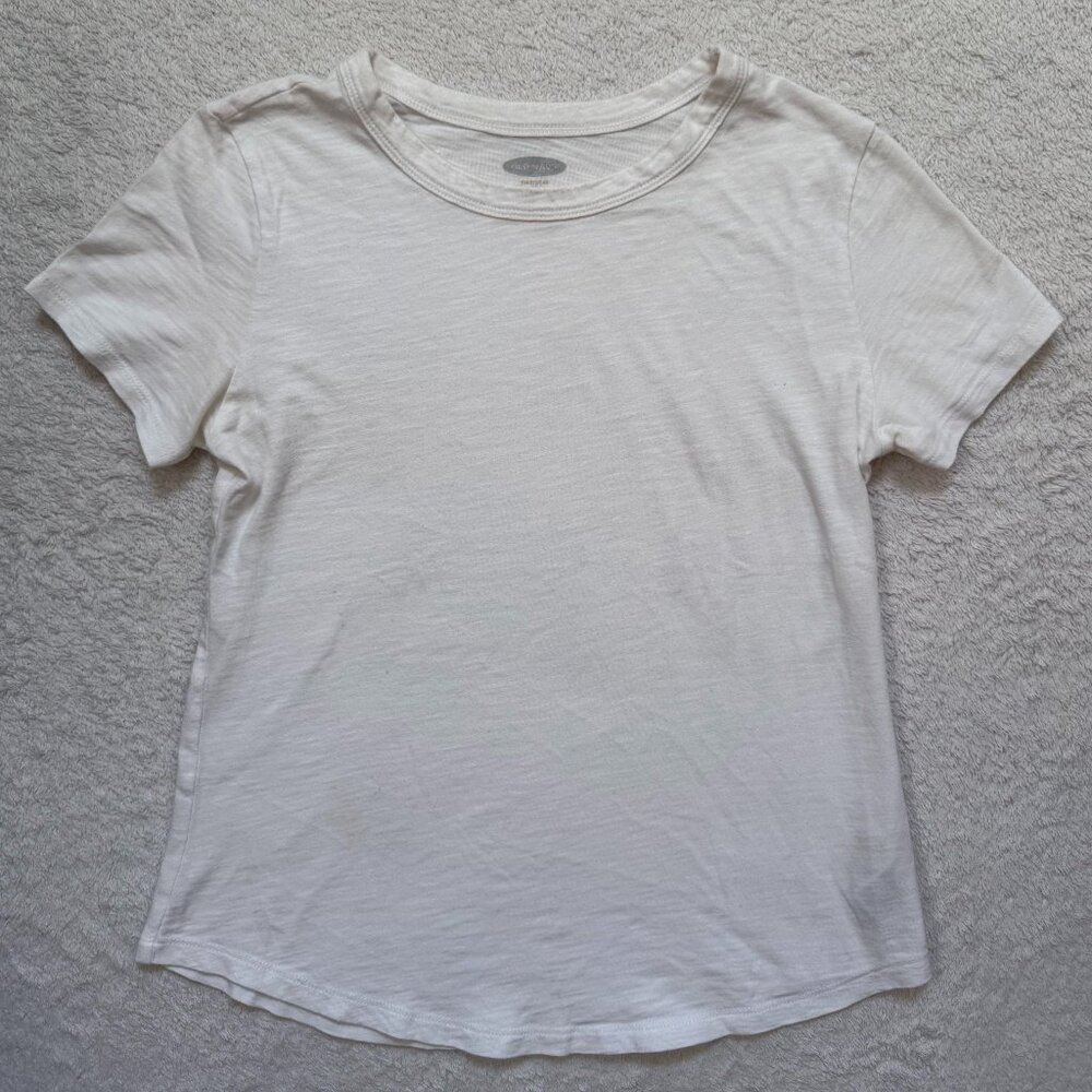 Old Navy White Basic Tee